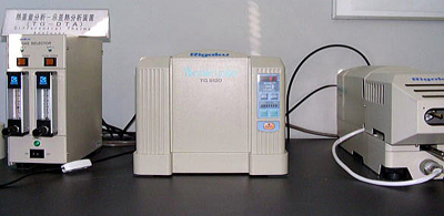 TG-DTA（熱重量分析-示差熱分析装置）
